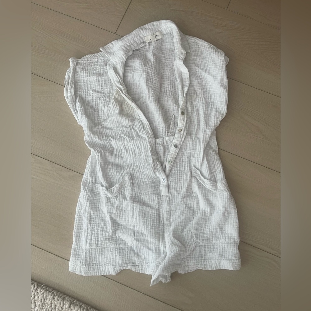 L*Space White Textured Romper beach cover up small